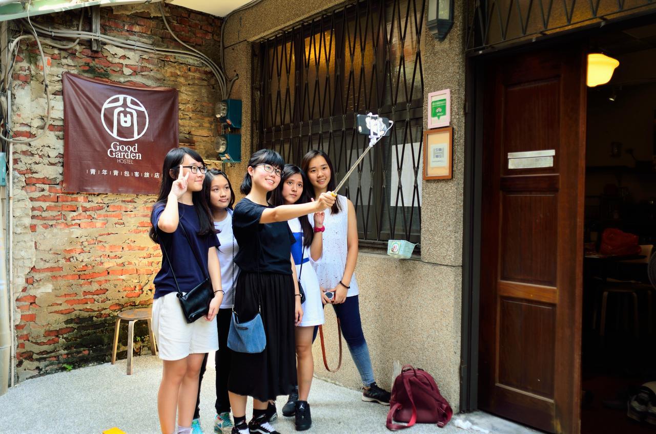 Good Garden Female Hostel Tainan Exterior photo